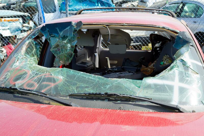 this image shows auto glass repair in oxnard, california